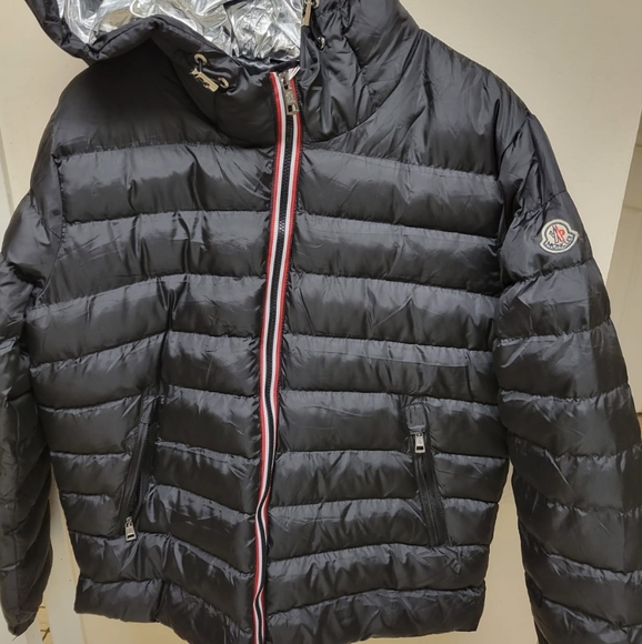 Moncler Jackets - Picture 3 of 5